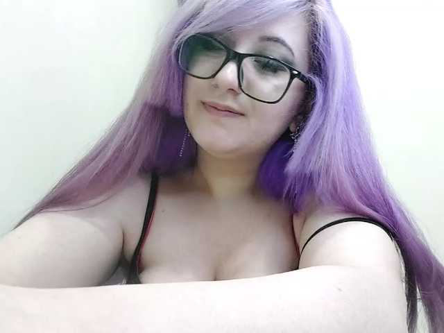 OdeliaPyeatt live cam on BongaCams
