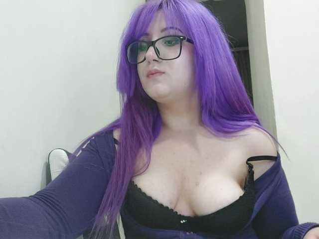 OdeliaPyeatt live cam on BongaCams