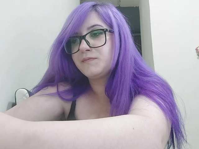 OdeliaPyeatt live cam on BongaCams