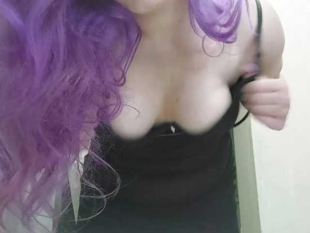 OdeliaPyeatt live cam on BongaCams