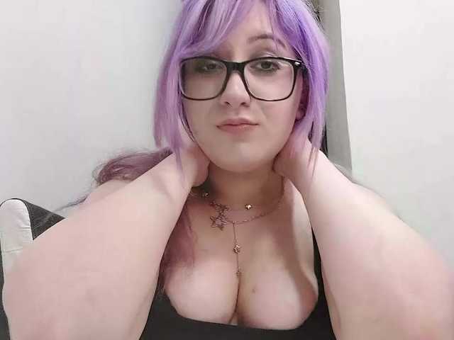 OdeliaPyeatt live cam on BongaCams