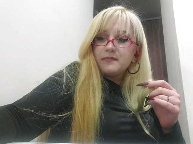 OdeliaPyeatt live cam on BongaCams
