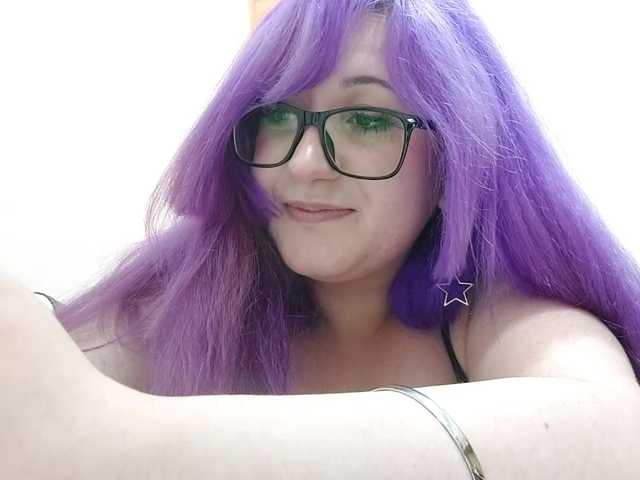 OdeliaPyeatt live cam on BongaCams