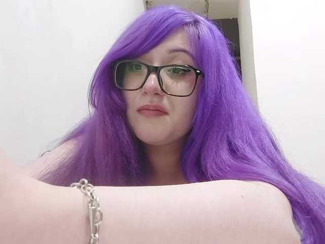 OdeliaPyeatt live cam on BongaCams