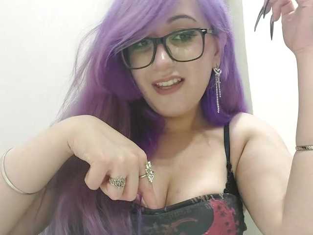 OdeliaPyeatt live cam on BongaCams