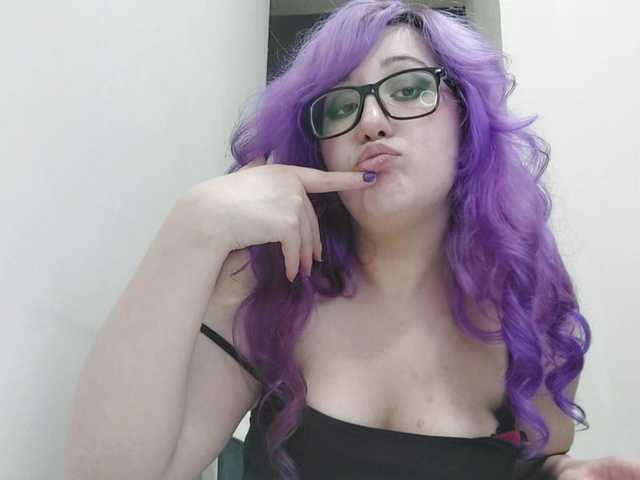 OdeliaPyeatt live cam on BongaCams