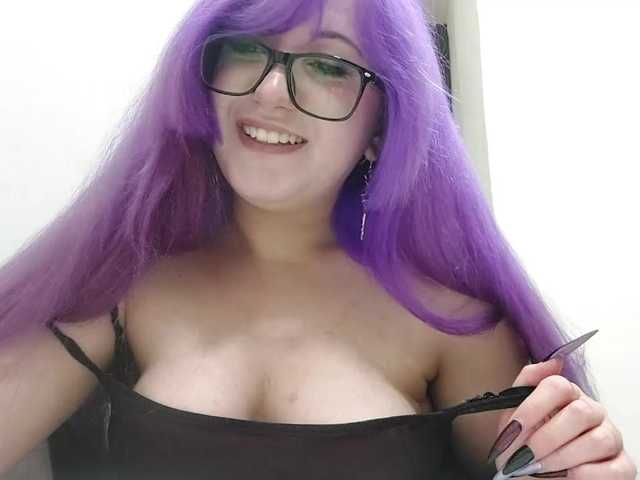 OdeliaPyeatt live cam on BongaCams