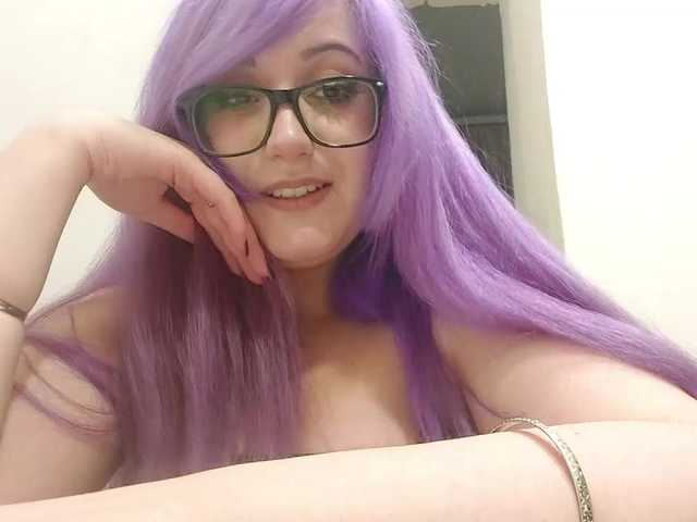 OdeliaPyeatt live cam on BongaCams