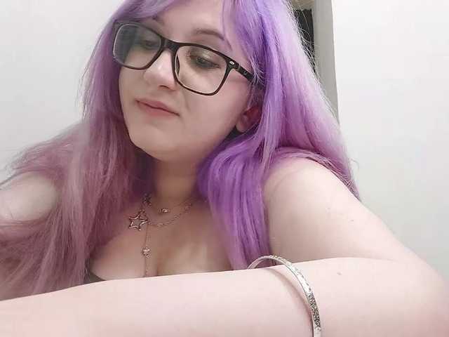 OdeliaPyeatt live cam on BongaCams