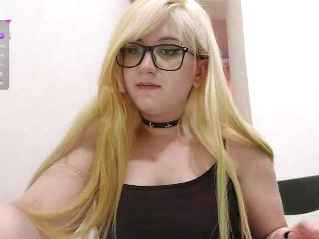 OdeliaPyeatt live cam on BongaCams