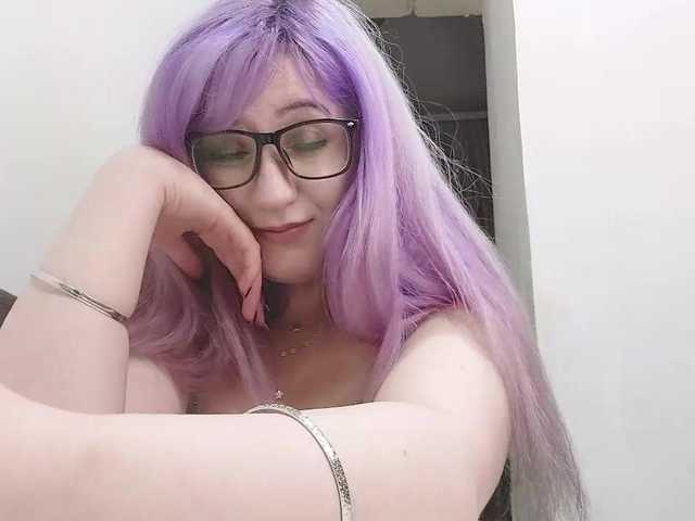 OdeliaPyeatt live cam on BongaCams