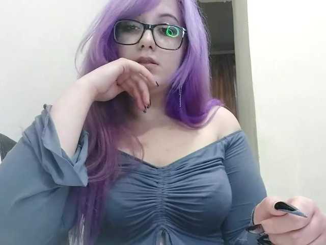 OdeliaPyeatt live cam on BongaCams