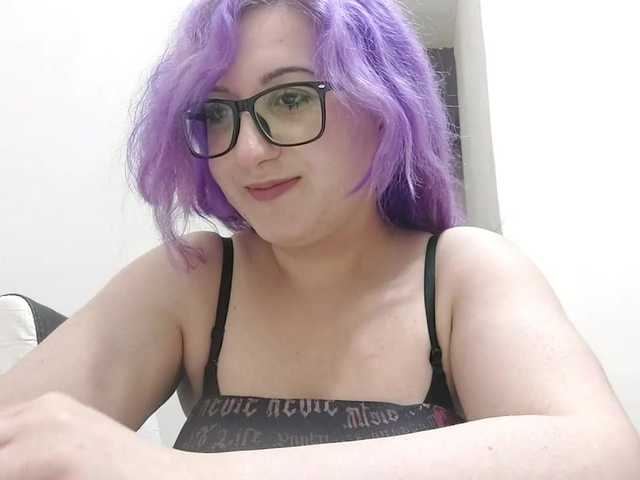 OdeliaPyeatt live cam on BongaCams