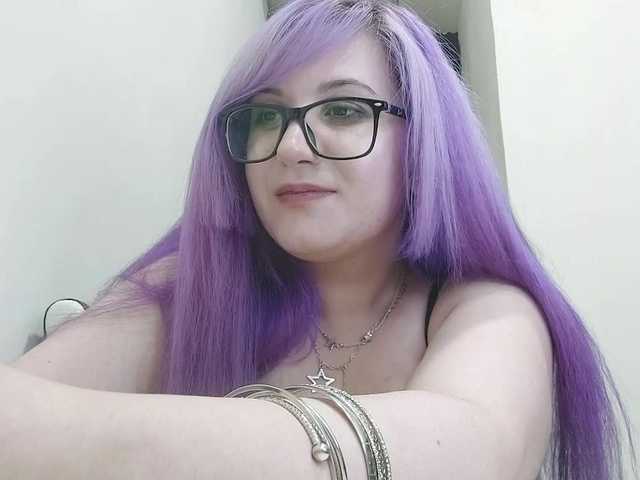 OdeliaPyeatt live cam on BongaCams