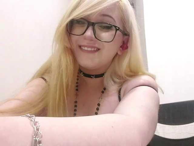 OdeliaPyeatt live cam on BongaCams