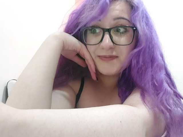 OdeliaPyeatt live cam on BongaCams