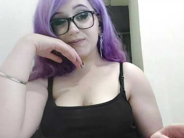 OdeliaPyeatt live cam on BongaCams
