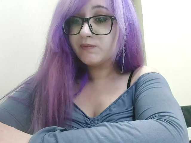 OdeliaPyeatt live cam on BongaCams