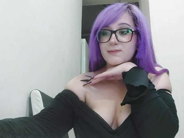 OdeliaPyeatt live cam on BongaCams