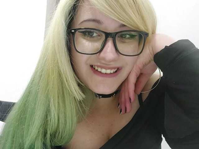 OdeliaPyeatt live cam on BongaCams