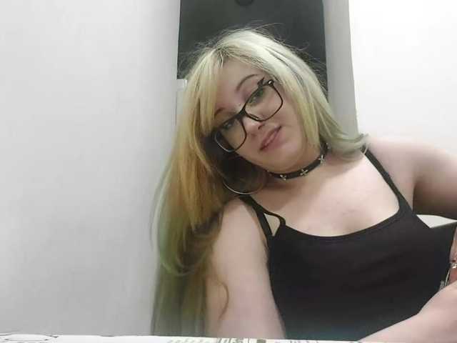 OdeliaPyeatt live cam on BongaCams