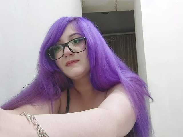 OdeliaPyeatt live cam on BongaCams