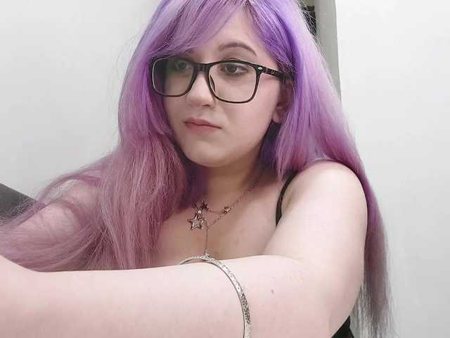 OdeliaPyeatt live webcam show