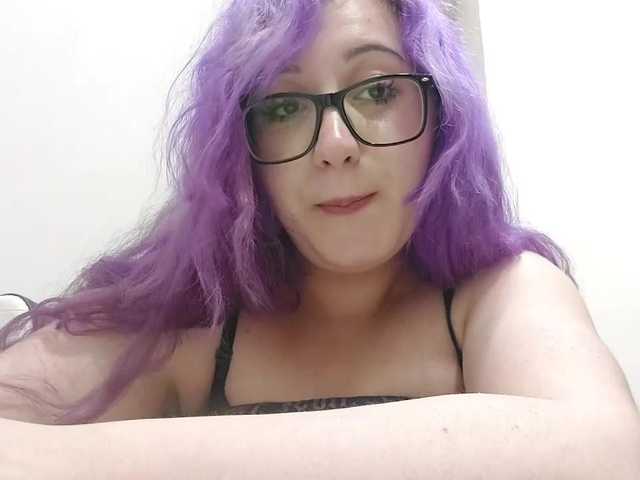 OdeliaPyeatt live cam on BongaCams
