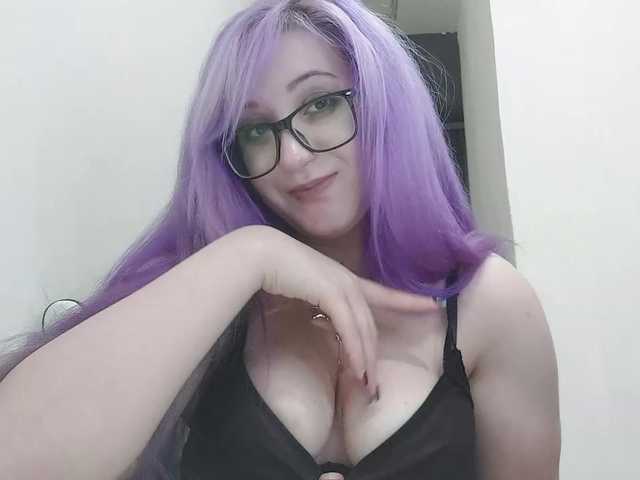 OdeliaPyeatt live cam on BongaCams