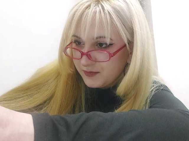 OdeliaPyeatt live cam on BongaCams