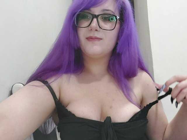 OdeliaPyeatt live cam on BongaCams