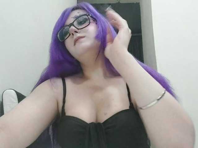 OdeliaPyeatt live cam on BongaCams