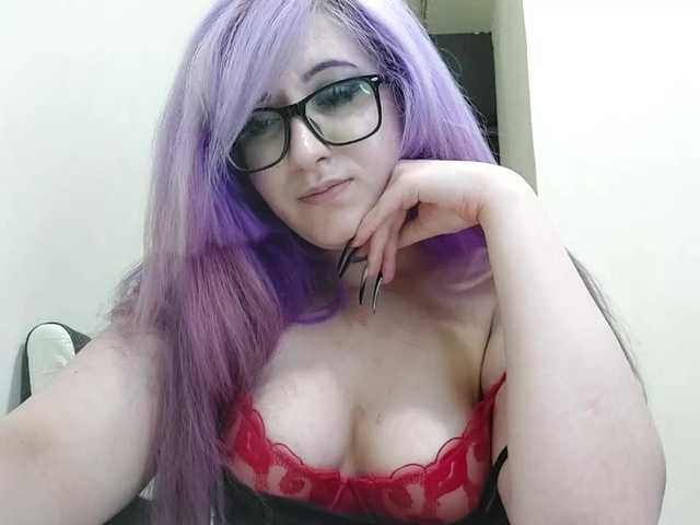 OdeliaPyeatt live cam on BongaCams