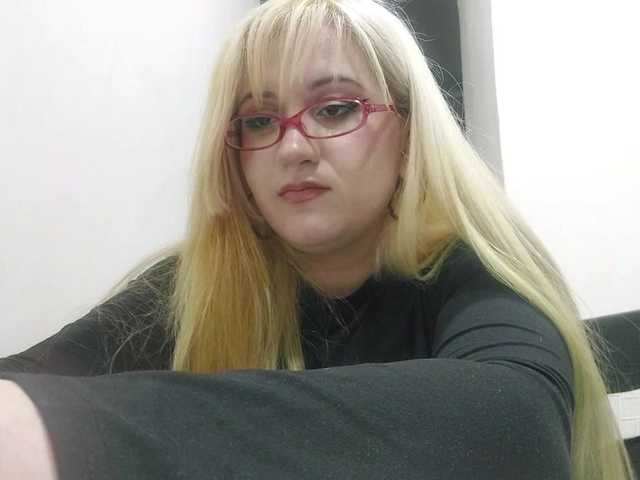 OdeliaPyeatt live cam on BongaCams