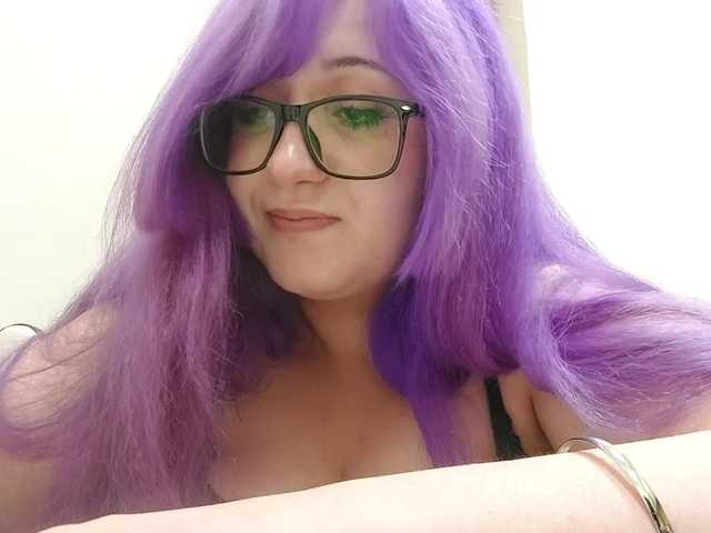OdeliaPyeatt live cam on BongaCams