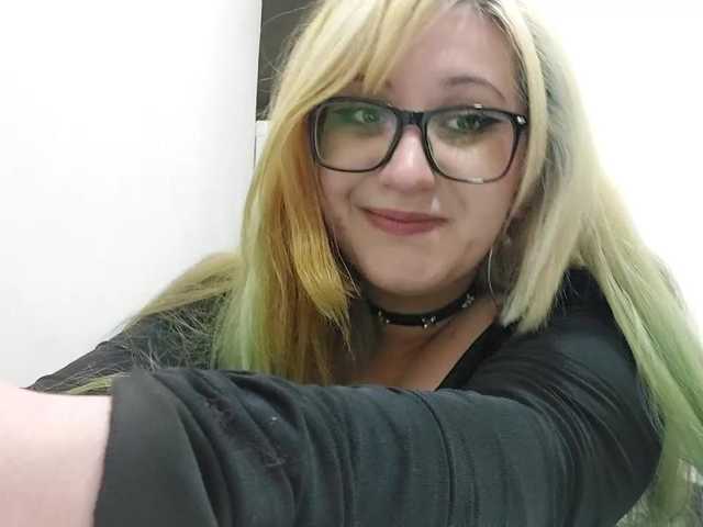 OdeliaPyeatt live cam on BongaCams