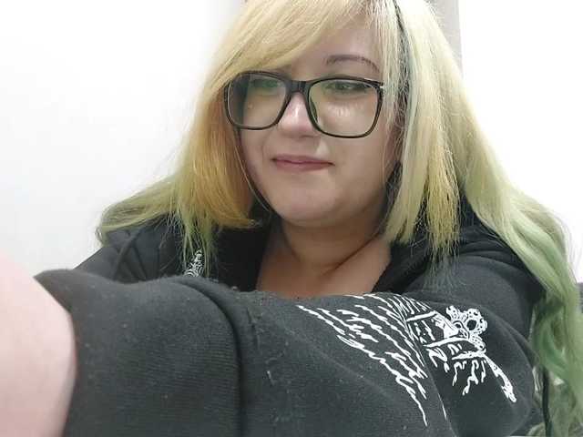 OdeliaPyeatt live cam on BongaCams