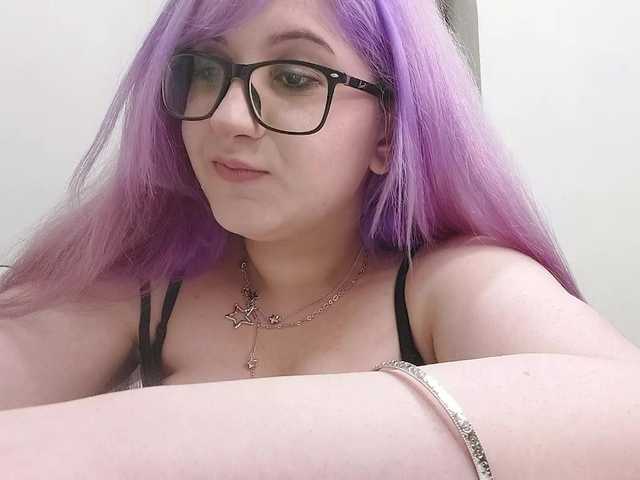 OdeliaPyeatt live cam on BongaCams