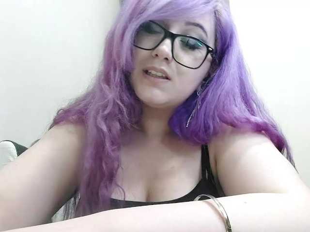 OdeliaPyeatt live cam on BongaCams