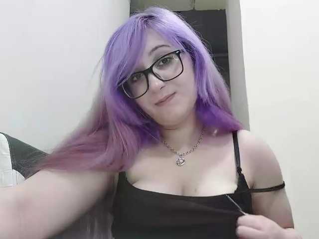 OdeliaPyeatt live webcam show