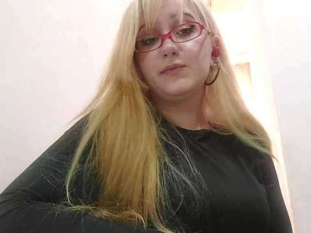 OdeliaPyeatt live cam on BongaCams