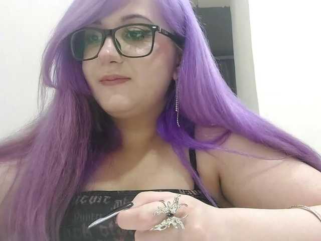 OdeliaPyeatt live cam on BongaCams