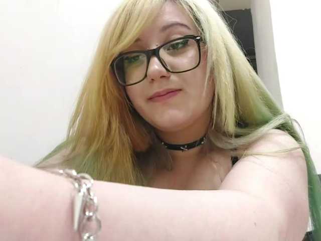 OdeliaPyeatt live cam on BongaCams