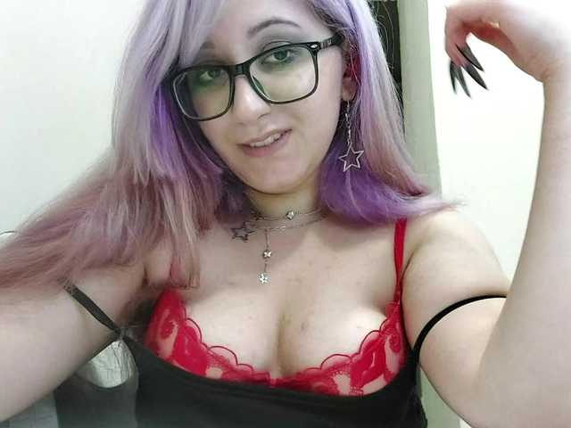 OdeliaPyeatt live cam on BongaCams