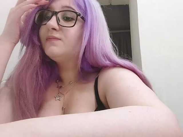 OdeliaPyeatt live cam on BongaCams