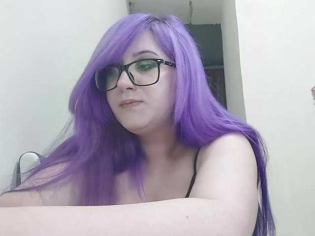 OdeliaPyeatt live cam on BongaCams