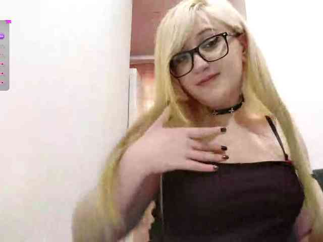 Odeliapyeatt's cam show statistics and live stream