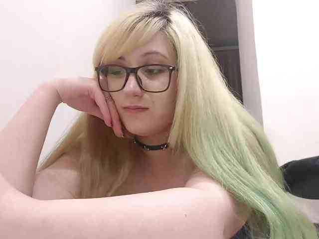 OdeliaPyeatt webcam