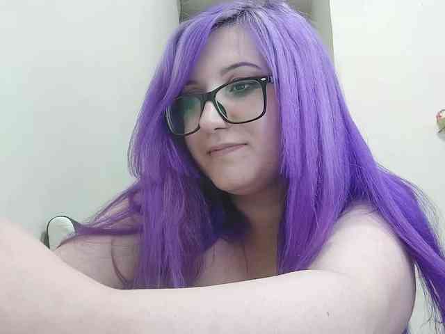 Odeliapyeatt's cam show statistics and live stream
