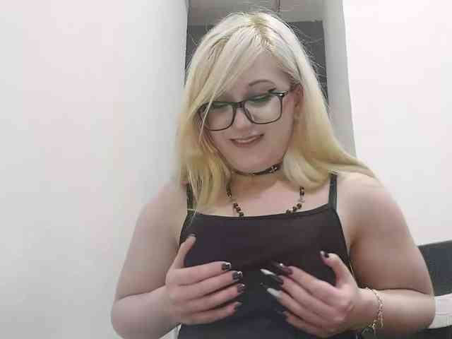 OdeliaPyeatt webcam